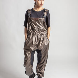 Golden salopette with metallic finish — Graffi limited edition.
